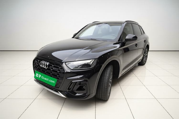 Audi Q5L 2024 40 TFSI Luxury Dynamic Edition