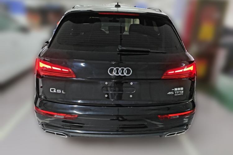 Used Audi Q5L 2024 45 TFSI Luxury Dynamic Model Rear