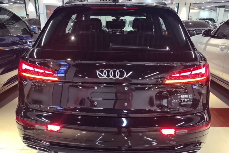Used Audi Q5L 2024 45 TFSI Luxury Dynamic Model Rear