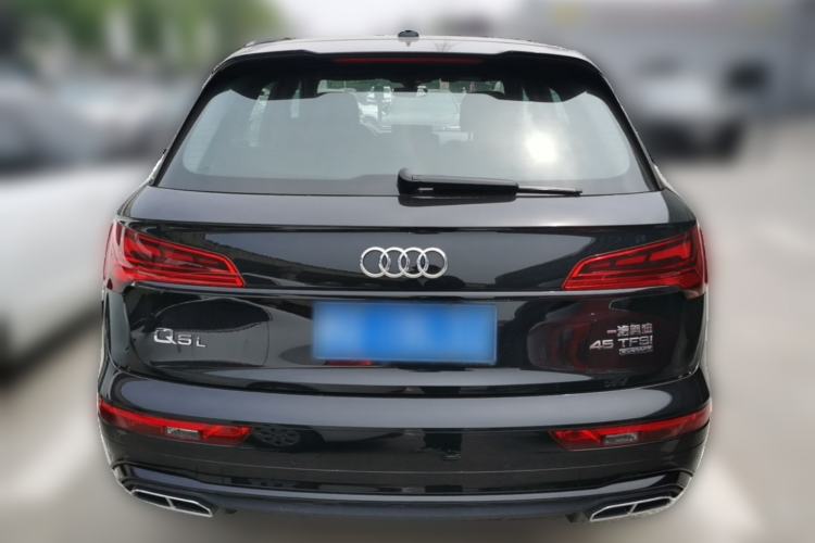 Used Audi Q5L 2024 45 TFSI Luxury Dynamic Model Rear