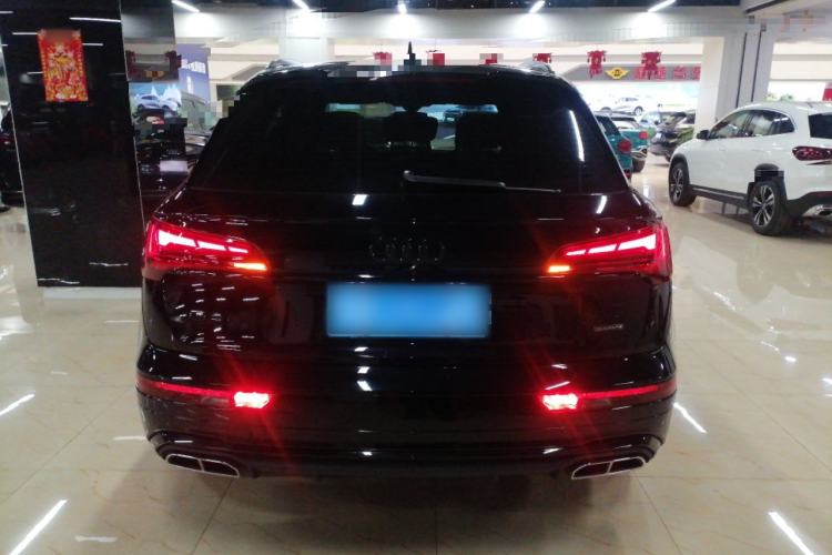 Used Audi Q5L 2024 40 TFSI Luxury Dynamic Edition Rear