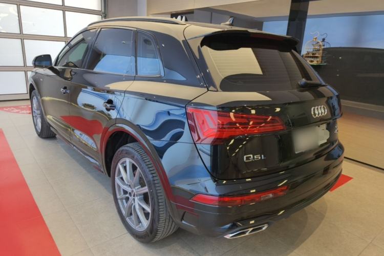 Used Audi Q5L 2024 40 TFSI Luxury Dynamic Edition Rear Left 45 Deg