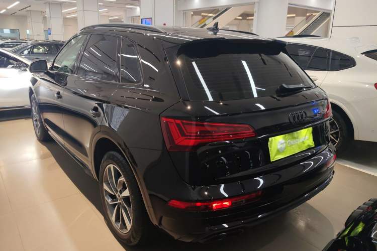 Used Audi Q5L 2024 40 TFSI Luxury Dynamic Edition Rear Left 45 Deg