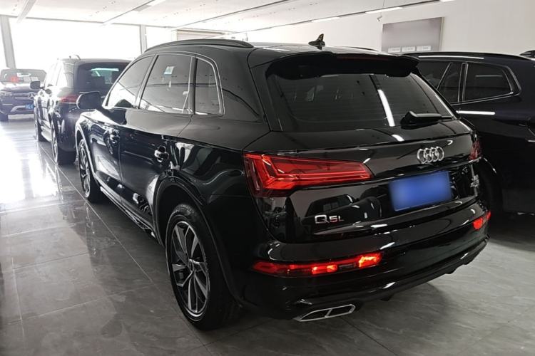Used Audi Q5L 2024 40 TFSI Luxury Dynamic Edition Rear Left 45 Deg