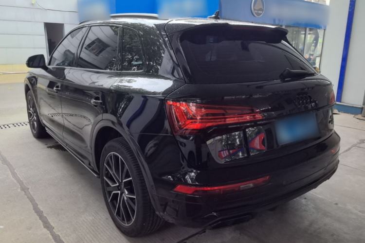 Used Audi Q5L 2024 45 TFSI Luxury Dynamic Model Rear Left 45 Deg