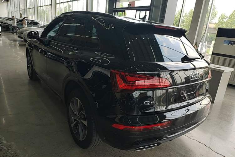 Used Audi Q5L 2024 40 TFSI Luxury Dynamic Edition Rear Left 45 Deg