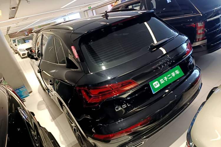 Used Audi Q5L 2024 40 TFSI Fashion Dynamic Model Rear Left 45 Deg