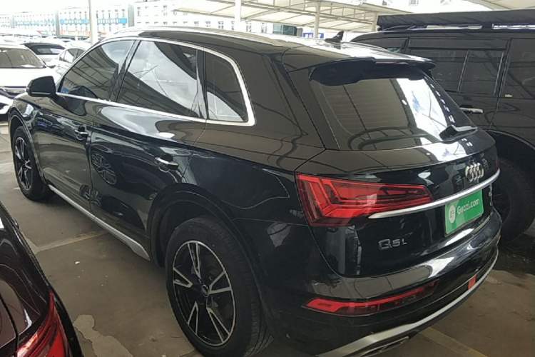 Used Audi Q5L 2024 40 TFSI Fashion Dynamic Model Rear Left 45 Deg