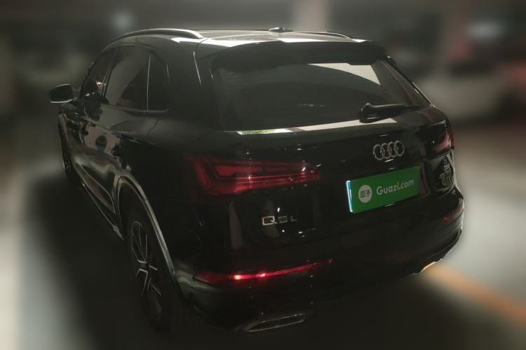 Used Audi Q5L 2024 45 TFSI Luxury Dynamic Model Rear Left 45 Deg