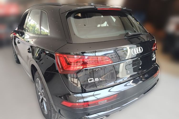 Used Audi Q5L 2024 40 TFSI Luxury Dynamic Edition Rear Left 45 Deg