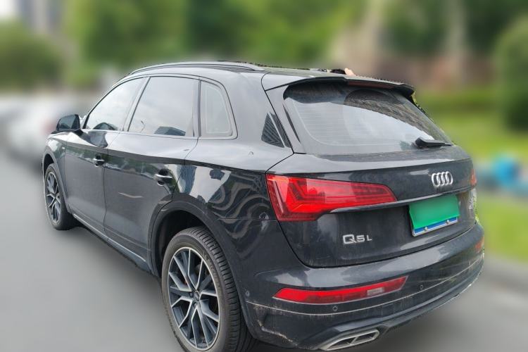Used Audi Q5L 2024 45 TFSI Luxury Dynamic Model Rear Left 45 Deg