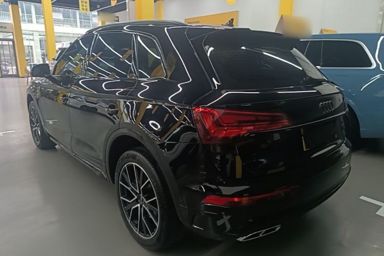 Used Audi Q5L 2024 45 TFSI Luxury Dynamic Model Rear Left 45 Deg