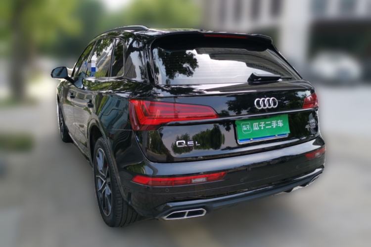Used Audi Q5L 2024 45 TFSI Luxury Dynamic Model Rear Left 45 Deg
