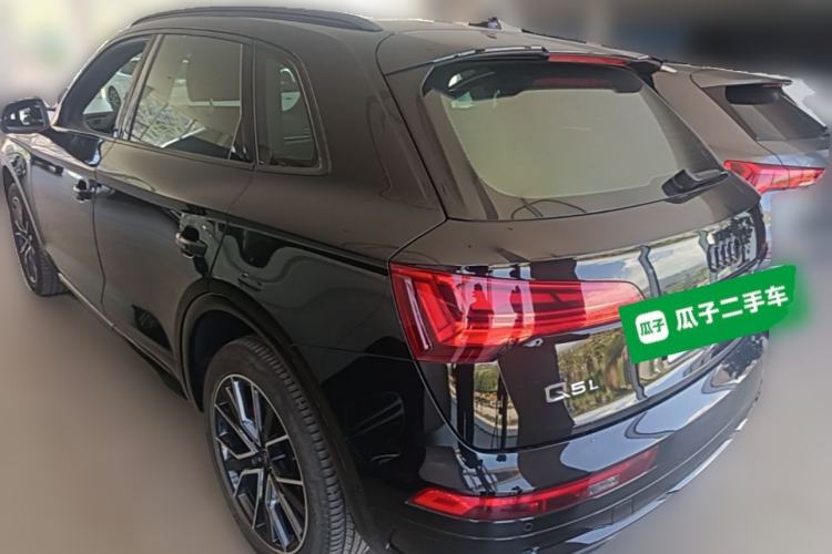 Used Audi Q5L 2024 45 TFSI Luxury Dynamic Model Rear Left 45 Deg