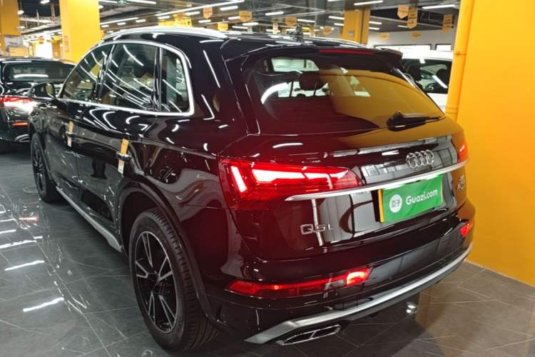 Used Audi Q5L 2024 40 TFSI Fashion Dynamic Model Rear Left 45 Deg