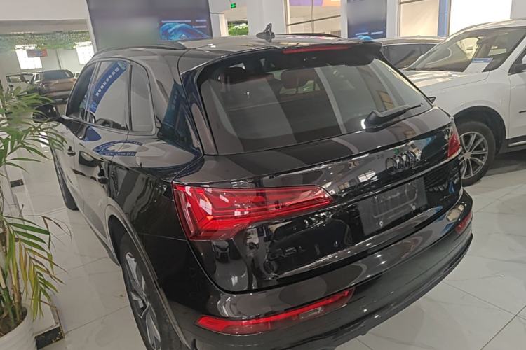 Used Audi Q5L 2024 40 TFSI Fashion Dynamic Model Rear Left 45 Deg