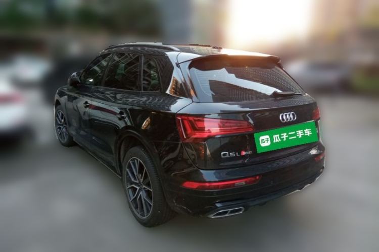 Used Audi Q5L 2024 45 TFSI Luxury Dynamic Model Rear Left 45 Deg