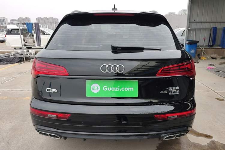 Used Audi Q5L 2024 45 TFSI Luxury Dynamic Model Rear