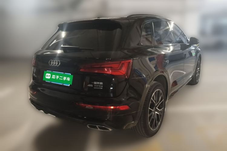 Used Audi Q5L 2024 45 TFSI Luxury Dynamic Model Rear Right 45 Deg