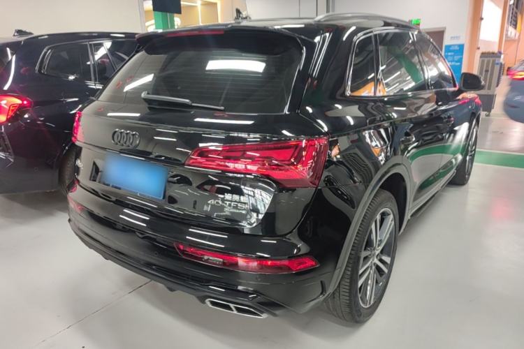 Used Audi Q5L 2024 40 TFSI Luxury Dynamic Edition Rear Right 45 Deg