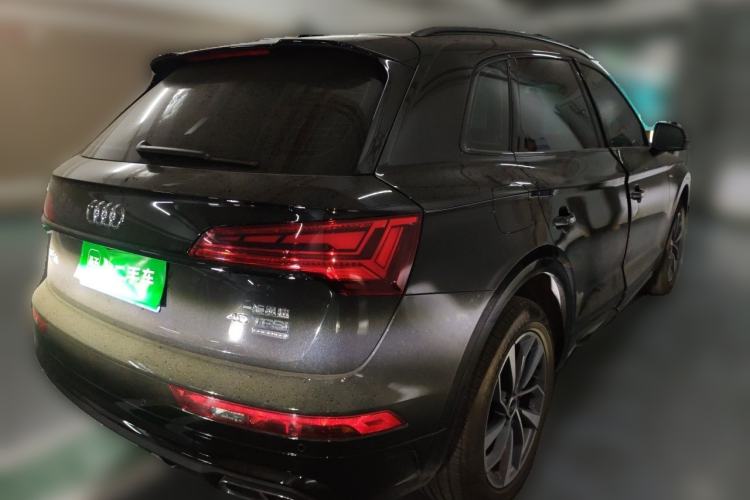 Used Audi Q5L 2024 40 TFSI Luxury Dynamic Edition Rear Right 45 Deg