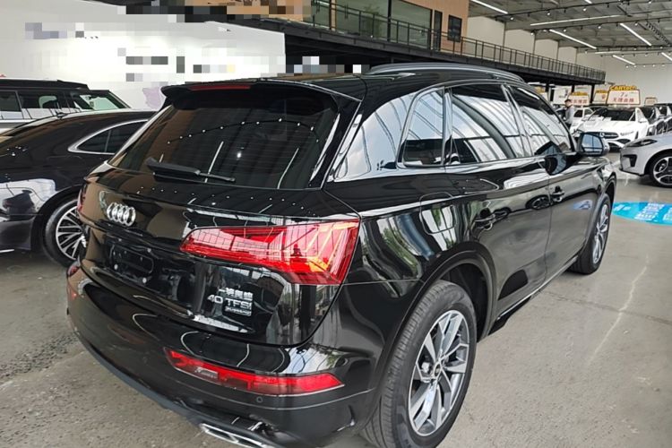Used Audi Q5L 2024 40 TFSI Luxury Dynamic Edition Rear Right 45 Deg