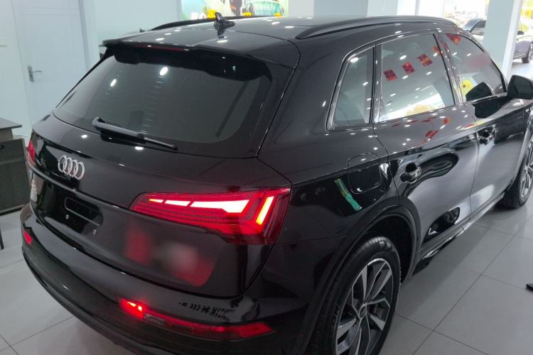 Used Audi Q5L 2024 40 TFSI Luxury Dynamic Edition Rear Right 45 Deg