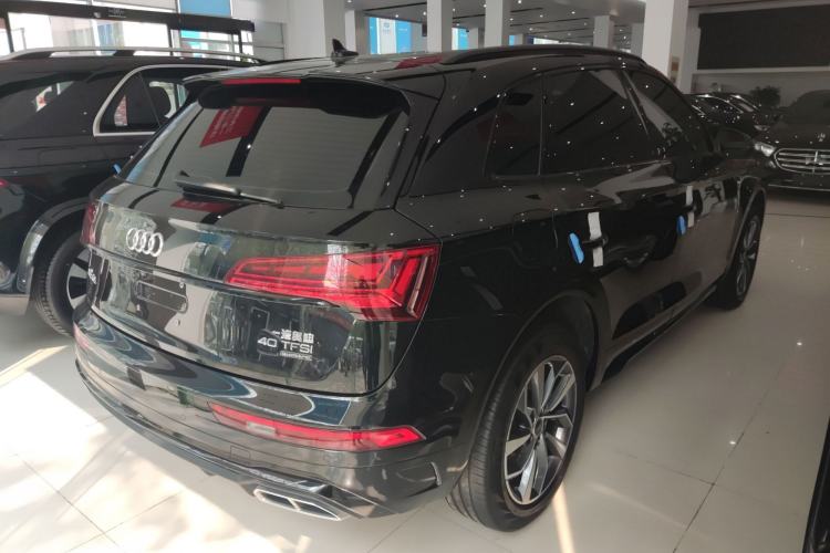 Used Audi Q5L 2024 40 TFSI Luxury Dynamic Edition Rear Right 45 Deg