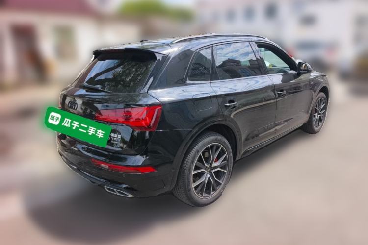 Used Audi Q5L 2024 45 TFSI Luxury Dynamic Model Rear Right 45 Deg