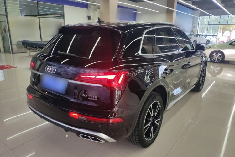 Used Audi Q5L 2024 40 TFSI Fashion Dynamic Model Rear Right 45 Deg