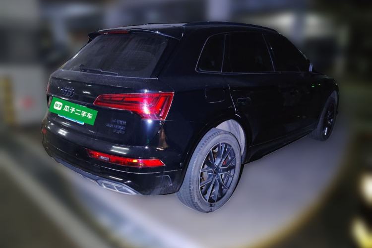 Used Audi Q5L 2024 45 TFSI Luxury Dynamic Model Rear Right 45 Deg