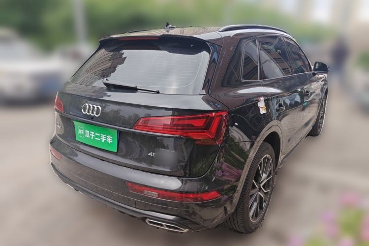 Used Audi Q5L 2024 45 TFSI Luxury Dynamic Model Rear Right 45 Deg