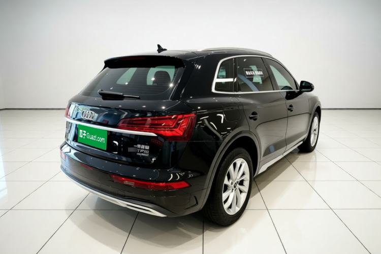 Used Audi Q5L 2024 40 TFSI Luxury Prestige Edition Rear Right 45 Deg