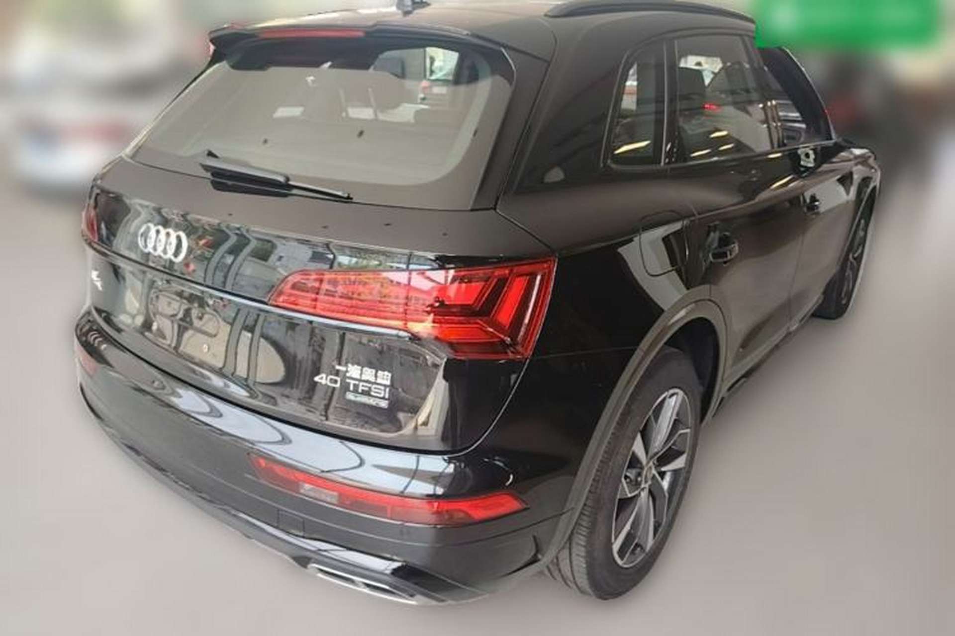Used Audi Q5L 2024 40 TFSI Luxury Dynamic Edition Rear Right 45 Deg