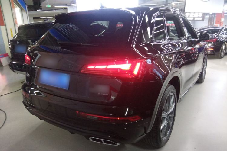 Used Audi Q5L 2024 40 TFSI Luxury Dynamic Edition Rear Right 45 Deg