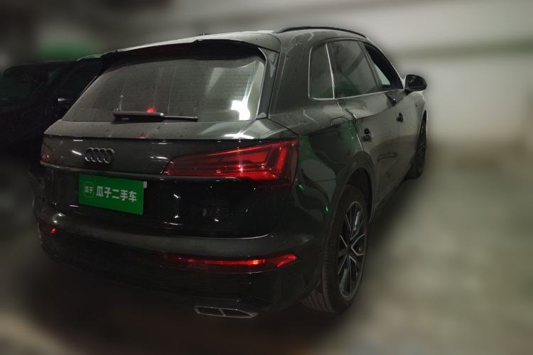 Used Audi Q5L 2024 45 TFSI Luxury Dynamic Model Rear Right 45 Deg