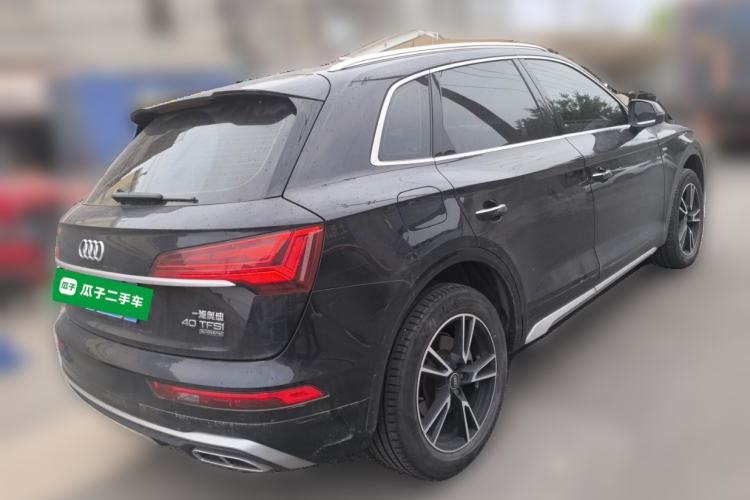 Used Audi Q5L 2024 40 TFSI Fashion Dynamic Model Rear Right 45 Deg