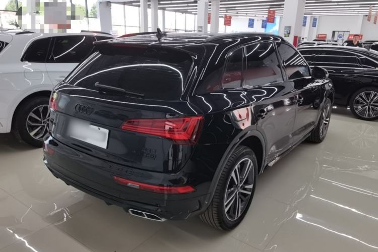 Used Audi Q5L 2024 40 TFSI Luxury Dynamic Edition Rear Right 45 Deg