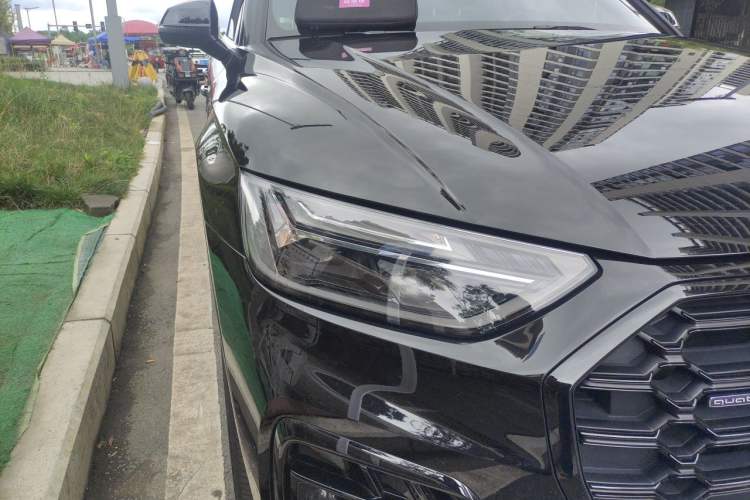 Used Audi Q5L 2024 40 TFSI Luxury Prestige Edition Right Front Headlight