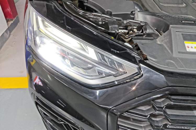 Used Audi Q5L 2024 45 TFSI Luxury Dynamic Model Right Front Headlight