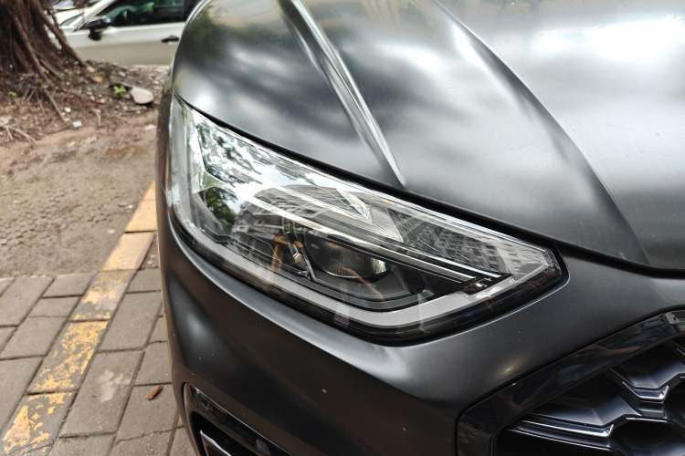 Used Audi Q5L 2024 40 TFSI Luxury Dynamic Edition Right Front Headlight