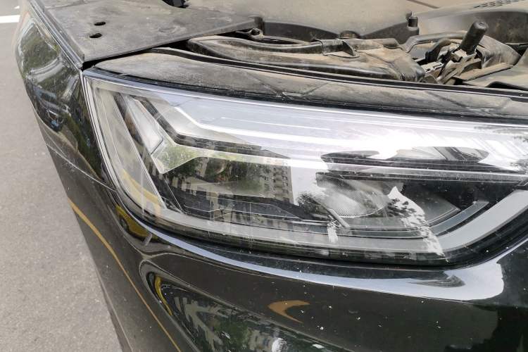 Used Audi Q5L 2024 40 TFSI Luxury Dynamic Edition Right Front Headlight