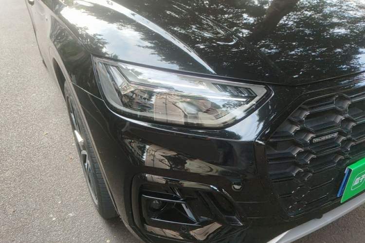 Used Audi Q5L 2024 40 TFSI Luxury Dynamic Edition Right Front Headlight