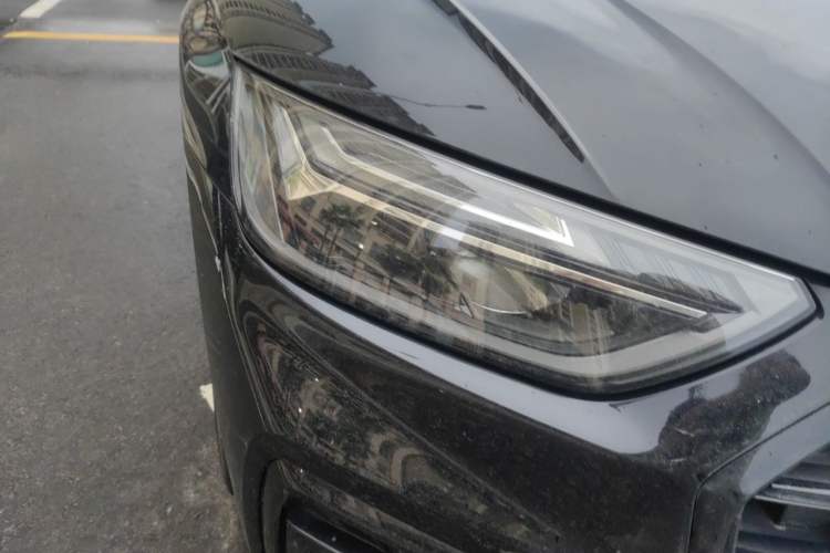 Used Audi Q5L 2024 40 TFSI Luxury Dynamic Edition Right Front Headlight