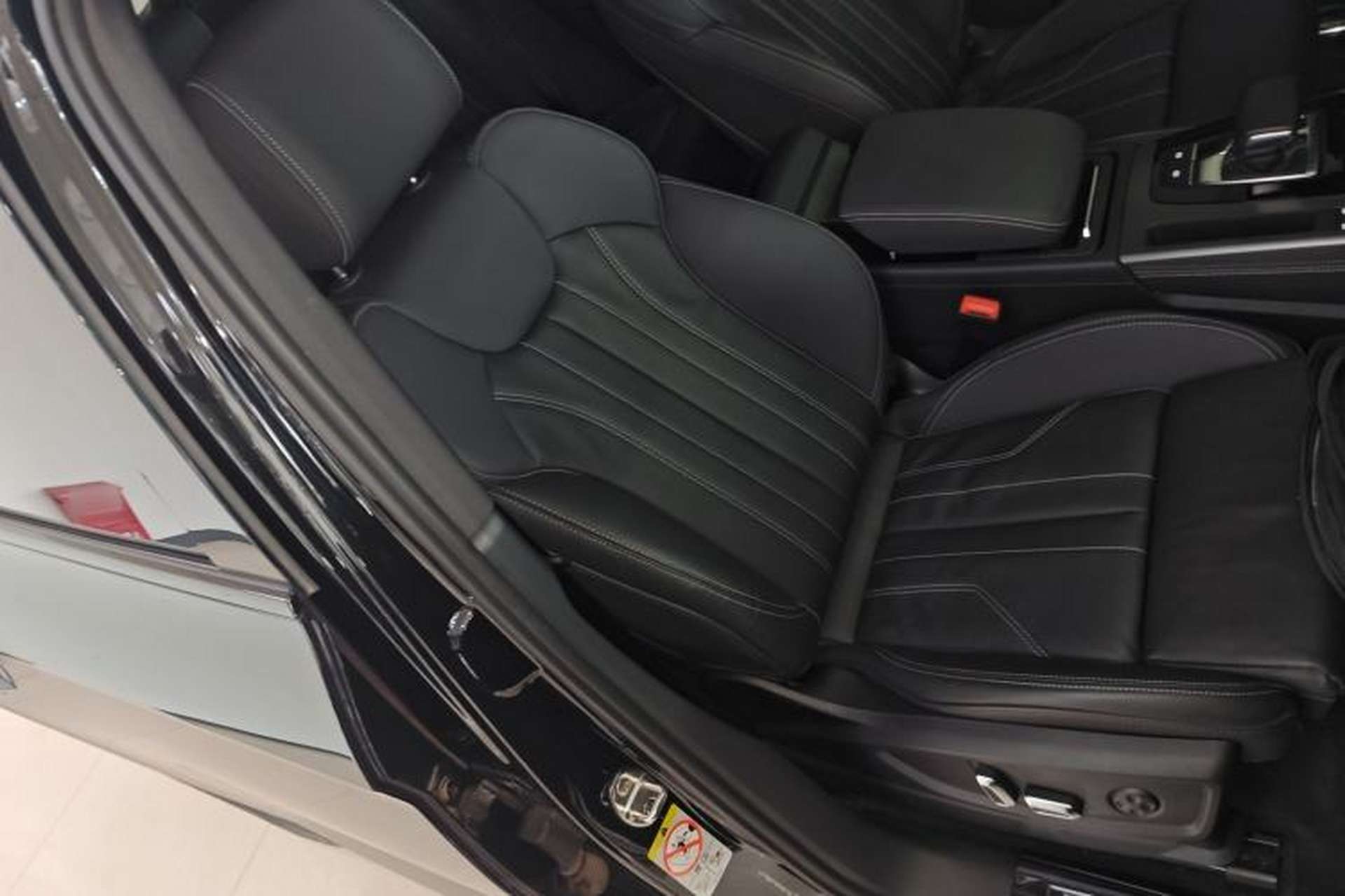 Used Audi Q5L 2024 40 TFSI Luxury Dynamic Edition Right Front Seat