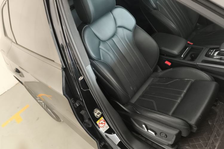 Used Audi Q5L 2024 45 TFSI Luxury Dynamic Model Right Front Seat