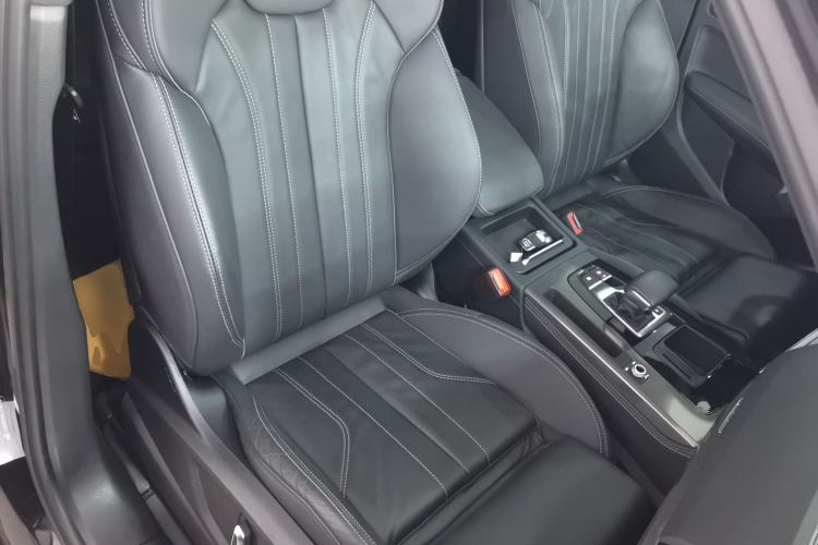 Used Audi Q5L 2024 40 TFSI Luxury Dynamic Edition Right Front Seat