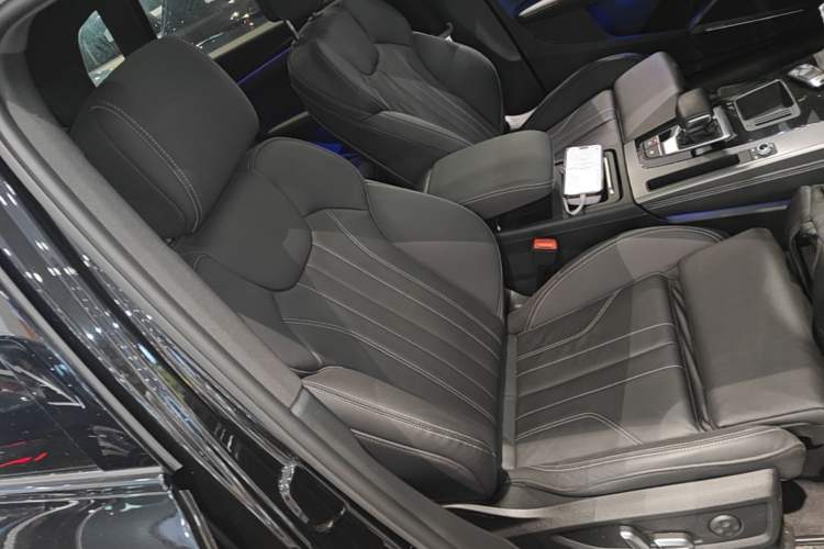 Used Audi Q5L 2024 45 TFSI Luxury Dynamic Model Right Front Seat