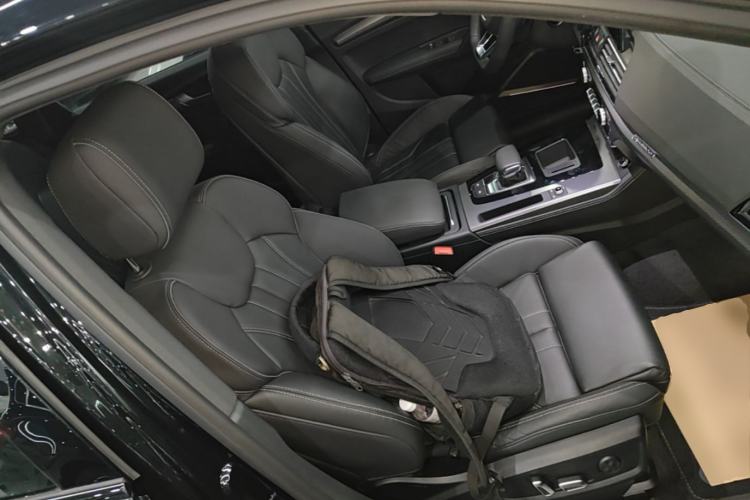 Used Audi Q5L 2024 45 TFSI Luxury Dynamic Model Right Front Seat