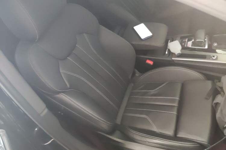 Used Audi Q5L 2024 40 TFSI Luxury Dynamic Edition Right Front Seat